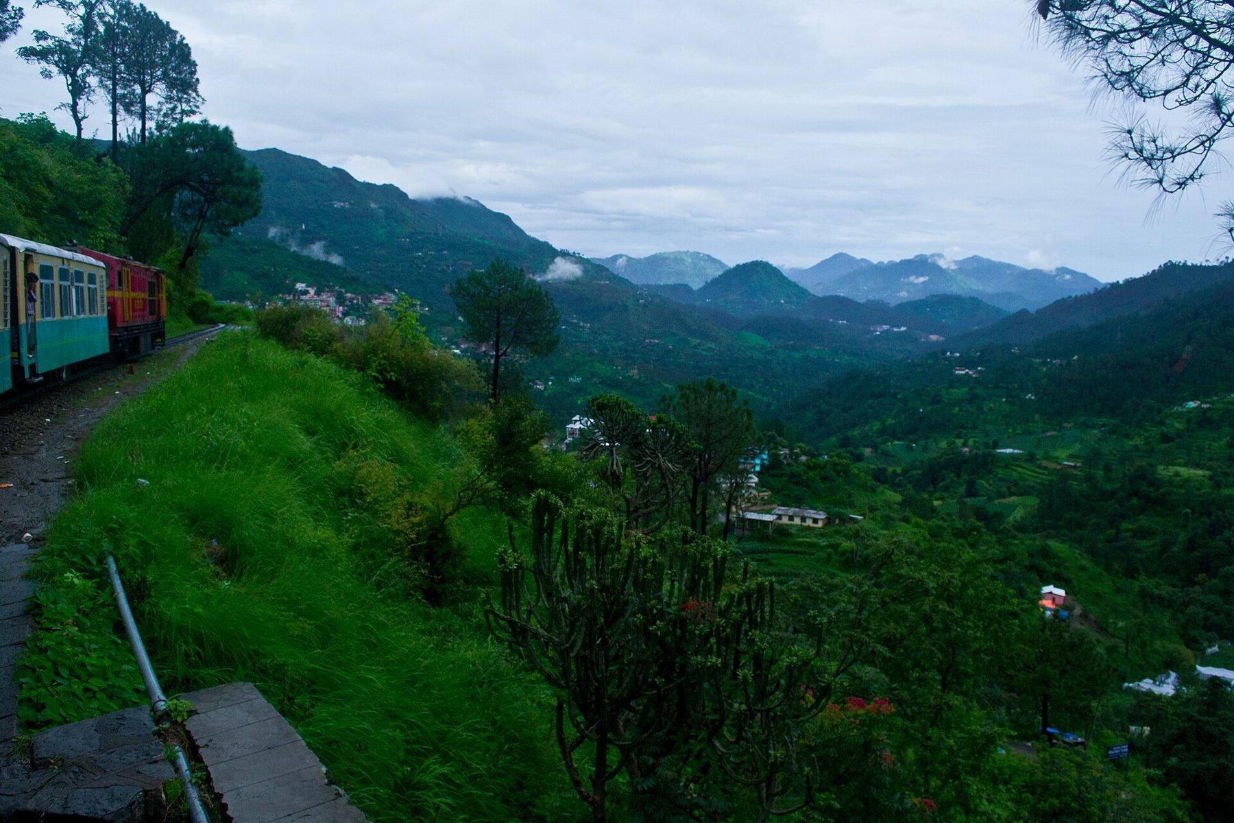 Kalka–Shimla Railway (Himalayan Queen) — Himachal Pradesh