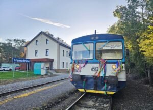 Kufry končí na lokálce z Čáslavi do Třemošnice