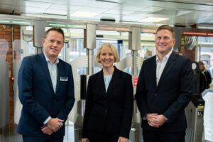 UK-first smart gates unveiled by Chiltern Railways at High Wycombe Station
